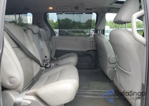 2016 Toyota Sienna Xle из США, поврежденный, VIN 5TDYK3DC2GS748842
